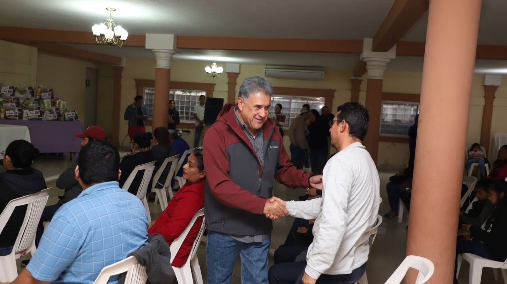 Benefician Gobierno Municipal y DIF Altamira a sector trabajador con&nbsp;despensas