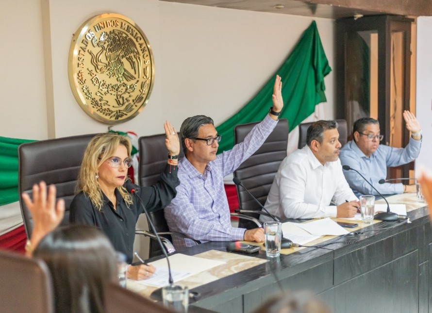 ALCALDE Y SÍNDICOS EN CAPILLA