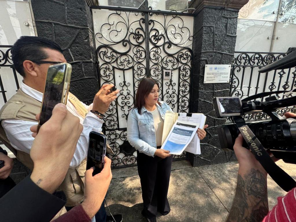 Periodista Martha Olivia denuncia ante la CPI al exgobernador Cabeza de Vaca por presuntos crímenes de lesa&nbsp;humanidad