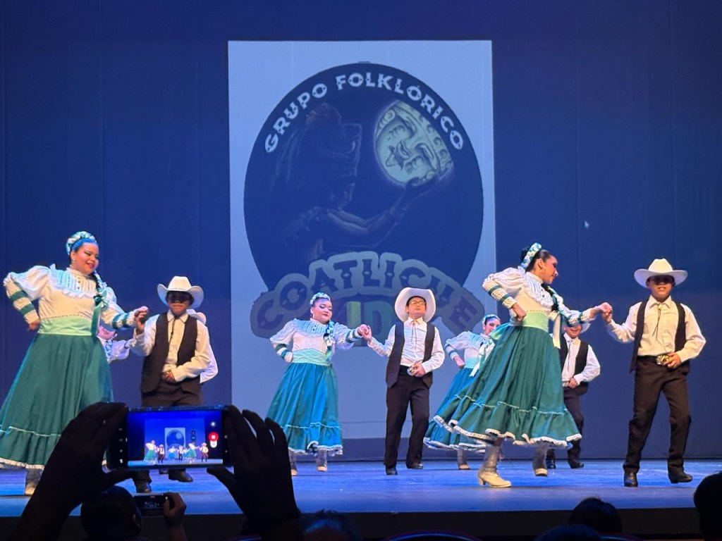 CELEBRAN EL DÍA INTERNACIONAL DE LA DANZA CON UN GRAN ESPECTÁCULO QUE LLENÓ DE ARTE, TRADICIÓN Y TALENTO LOS ESCENARIOS DE LA&nbsp;CIUDAD