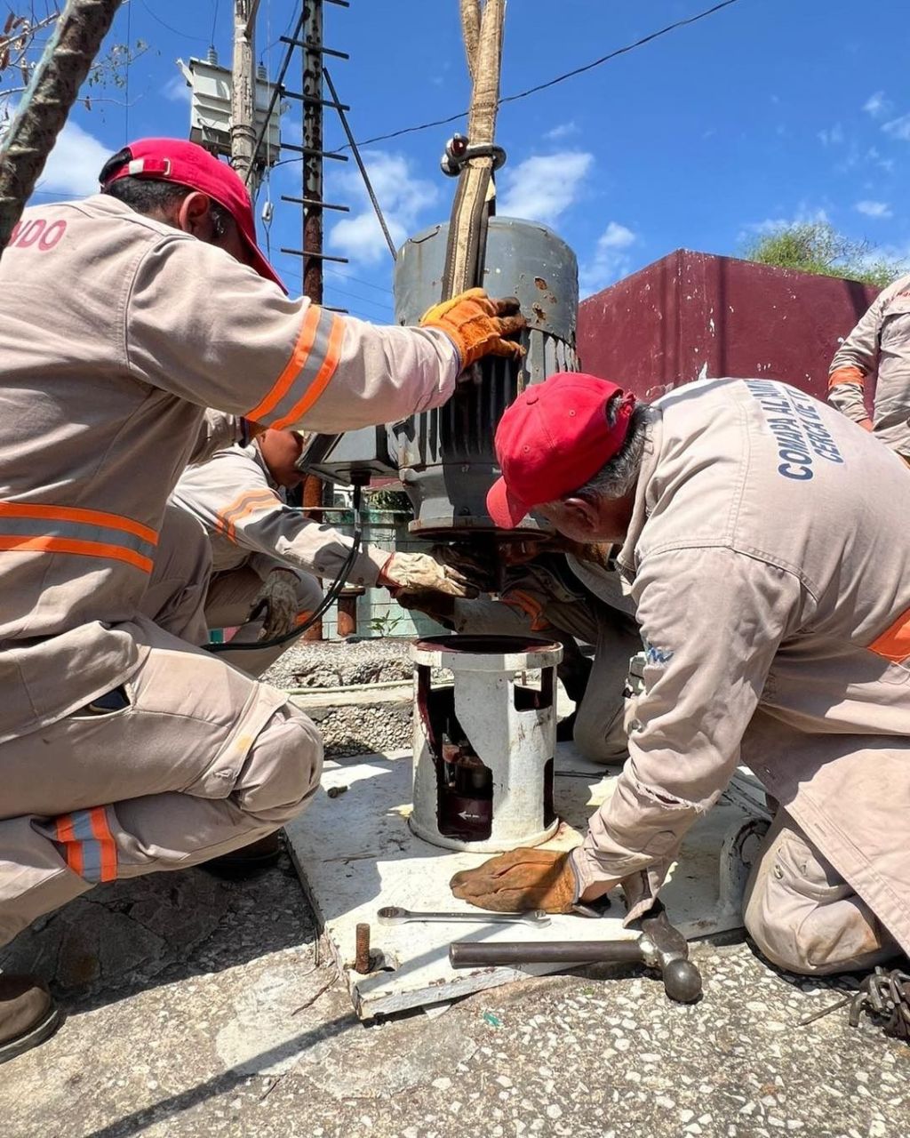Instala COMAPA Altamira bombas sumergibles en dos&nbsp;cárcamos