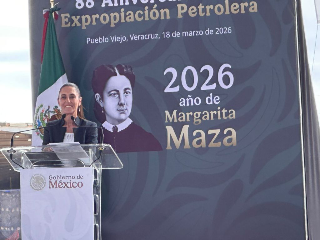 Sheinbaum reivindica soberanía energética y critica privatización en aniversario&nbsp;petrolero