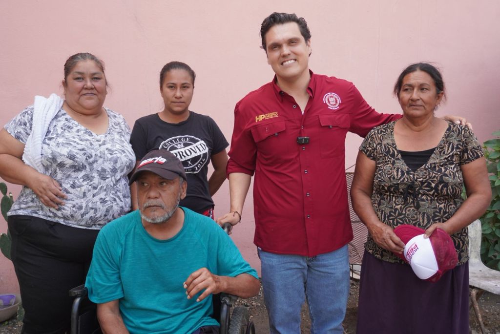 Visita HP a familias en Reynosa, para atender peticiones ciudadanas.