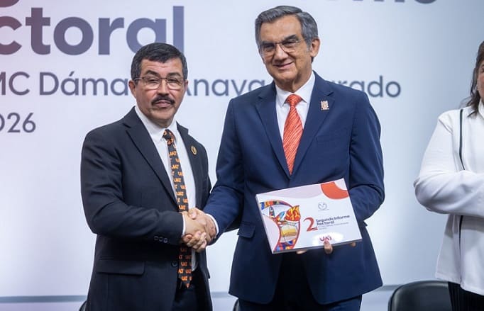 RINDE SEGUNDO INFORME INSTITUCIONAL EL RECTOR DE LA UAT DAMASO&nbsp;ANAYA