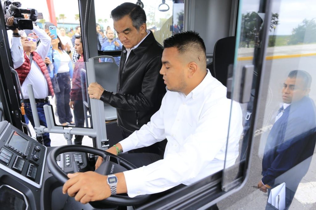 Supervisa gobernador unidades del nuevo sistema de transporte público de&nbsp;Tamaulipas