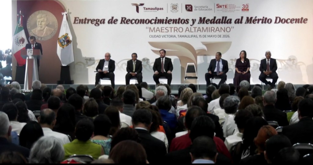 Américo Villarreal anuncia modernización escolar y agilización de plazas&nbsp;docentes