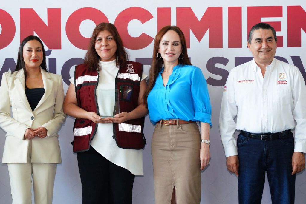 GOBIERNO DE NUEVO LAREDO RECONOCE A TRABAJADORES MUNICIPALES CON MÁS DE 40 AÑOS DE SERVICIO A LA&nbsp;CIUDADANÍA