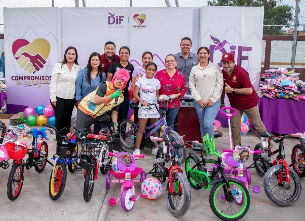 Lleva DIF Altamira celebración a niños del fraccionamiento Los Mangos