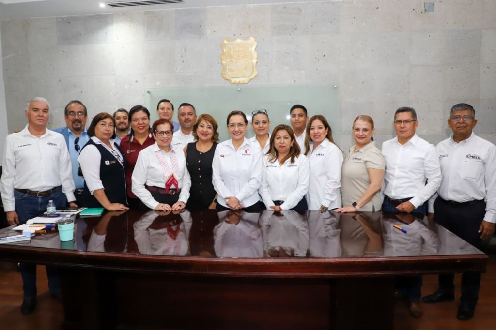 Impulsa Secretaría de Salud acuerdos para fortalecer atención médica y bienestar laboral