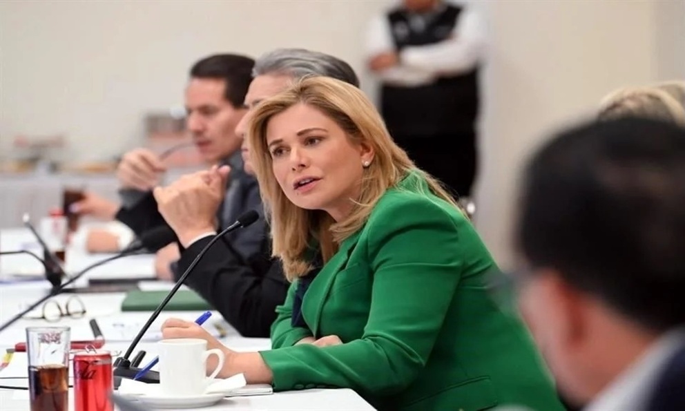 Morena moviliza a miles en Chihuahua contra Maru Campos; Gobierno estatal acusa presión a&nbsp;beneficiarios