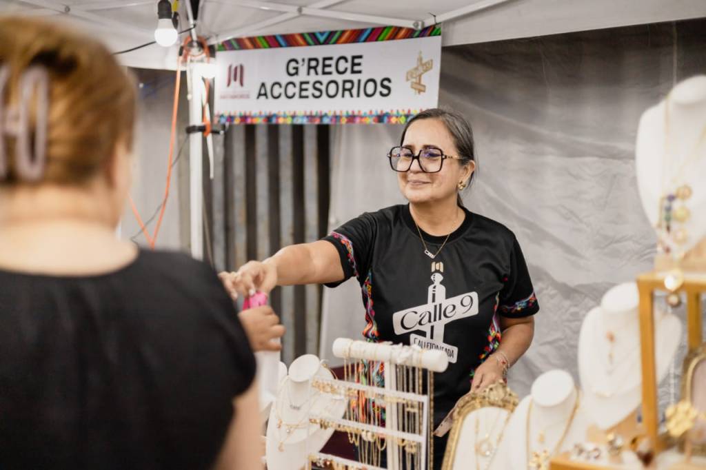 Matamoros vive la cultura y tradición en la Callejoneada de la Calle 9