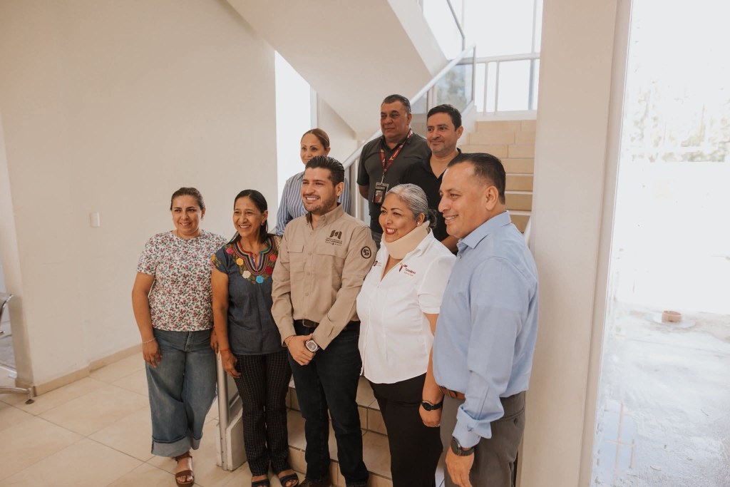 Beto Granados fortalece la coordinación con autoridades educativas estatales durante visita al CREDE&nbsp;Matamoros