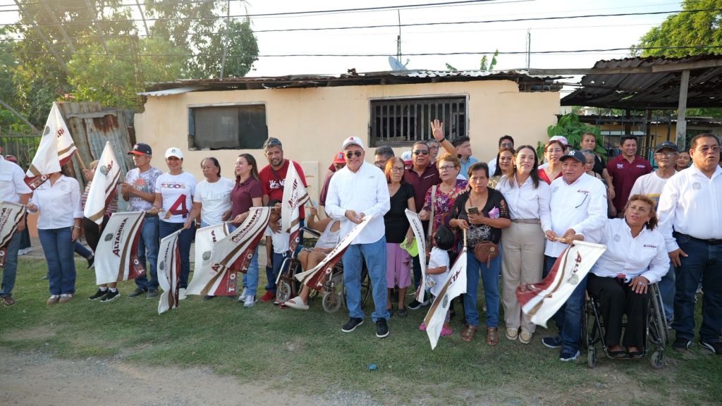 Entrega Armando Martínez más obras de pavimentación en Altamira