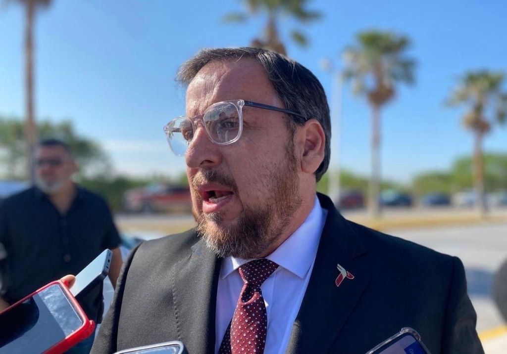 Indebido condicionar la entrega de documentos oficiales al pago de graduaciones:&nbsp;SET