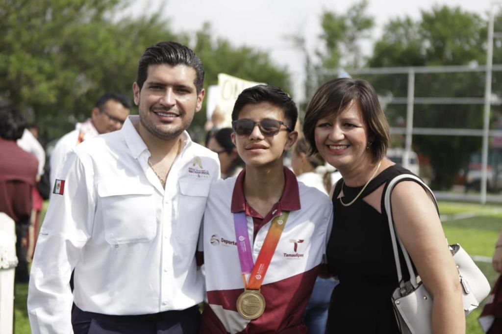Reconoce Beto Granados a atletas matamorenses por destacada participación en Olimpiada Nacional CONADE