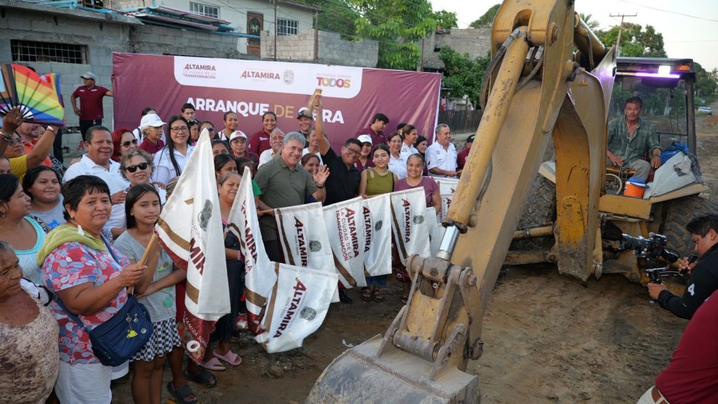 Arranca Armando Martínez obra de pavimentación en el sector Monte&nbsp;Alto