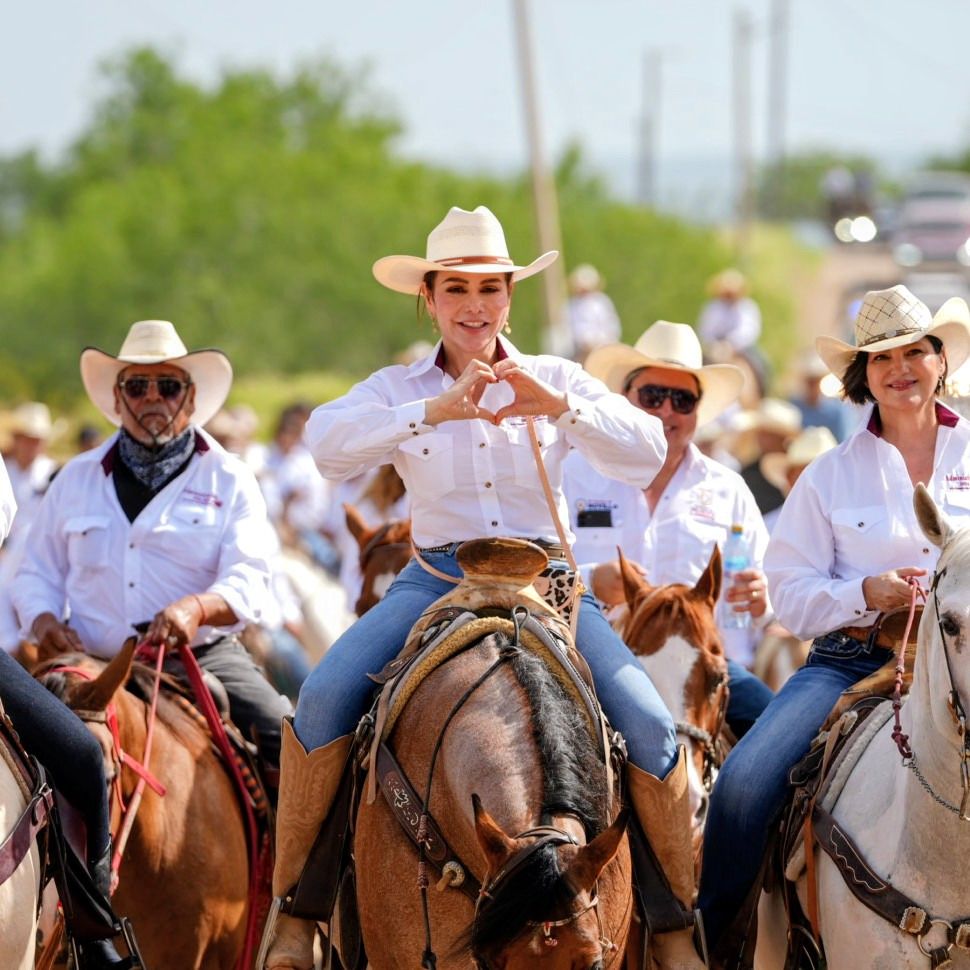 FORTALECE CARMEN LILIA CANTUROSAS LAZOS DE HERMANDAD CON NUEVA CIUDAD GUERRERO; SE UNE A TRADICIONAL CABALGATA DE SAN&nbsp;JUAN