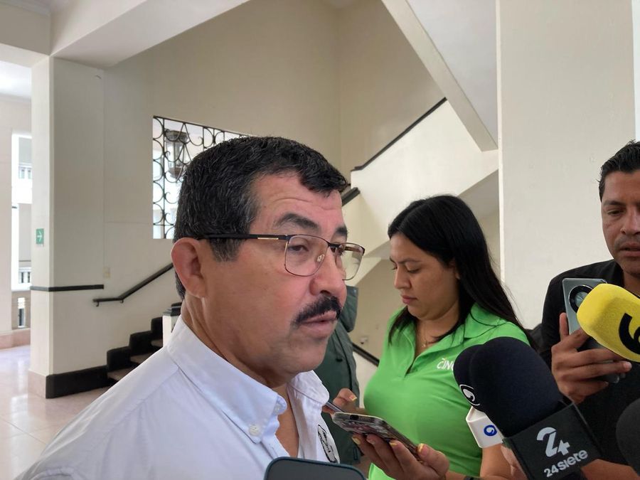 Estoy enfocado cien por ciento al crecimiento y avances de la UAT: Dámaso&nbsp;Anaya