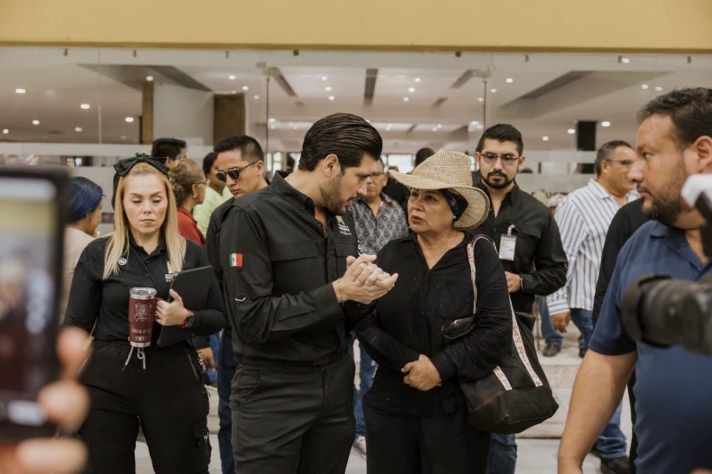 Beto Granados atiende peticiones ciudadanas durante jornada en el Mundo Nuevo