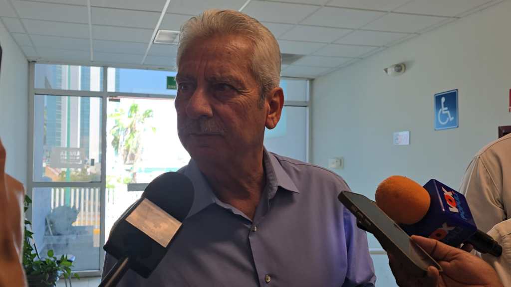 Armando Zertuche busca candidatura con Morena y descarta migrar de&nbsp;partido