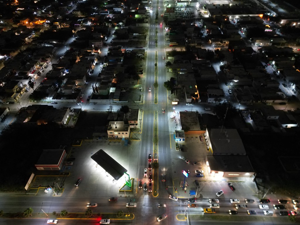 PROGRAMA ‘NUEVO LAREDO SE PRENDE’ CUMPLIRÁ CON EL 100% DE COBERTURA DE LUMINARIAS CON TECNOLOGÍA&nbsp;LED