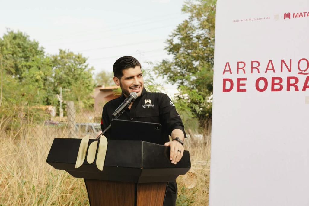 Beto Granados inicia obras de pavimentación en dos colonias de Matamoros