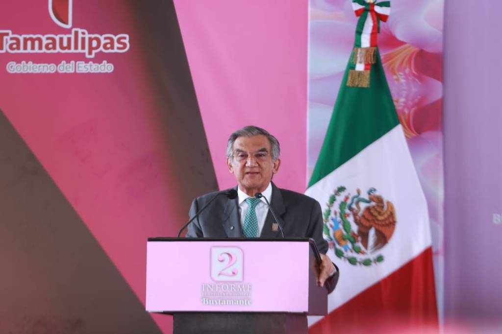 En Bustamante, Américo refrenda el respaldo de su gobierno; se prioriza agua, electrificación y vivienda