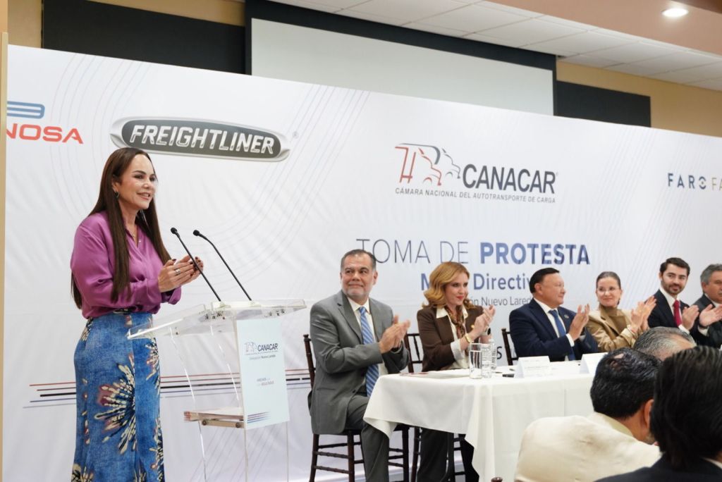 ALCALDESA CARMEN LILIA CANTUROSAS REFRENDA COMPROMISO CON SECTOR TRANSPORTISTA