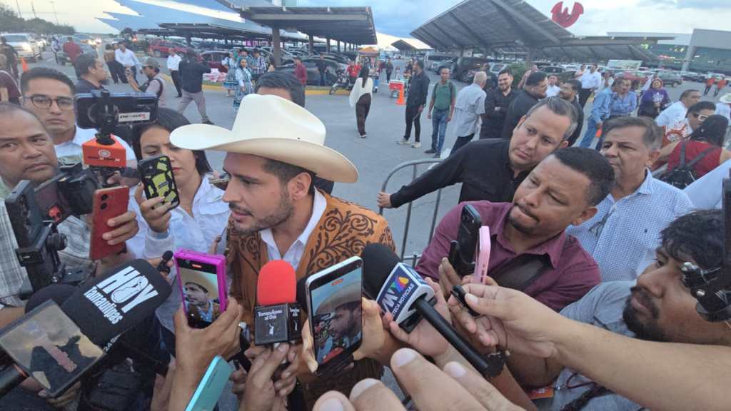Beto Granados anuncia su registro y afirma haber cumplido sus diez compromisos de&nbsp;campaña